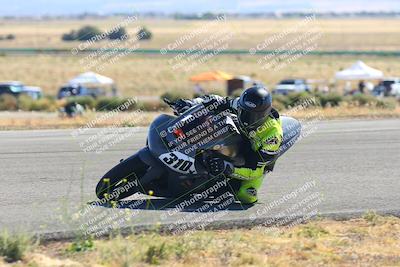 media/Oct-15-2023-TrackXperience (Sun) [[85198ff50b]]/Group 3/session 4 turn 3/